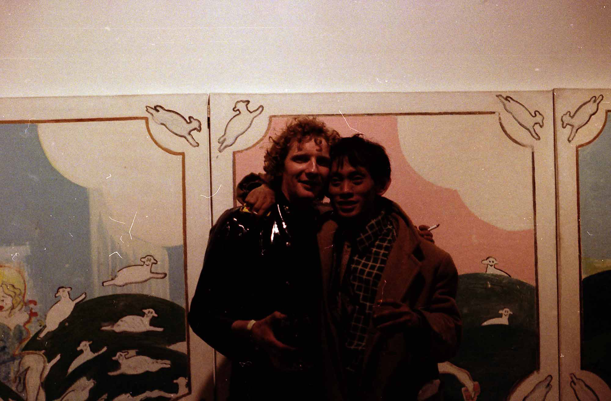 David Medalla and Jock McFadyen during the opening of Jock McFadyen’s Paintings exhibition at The Acme Gallery 13 May – 2 June 1978. Courtesy of Jock McFadyen and Acme Archive.